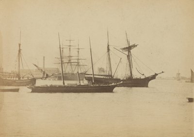 Barcos y botes en el Támesis de English Photographer